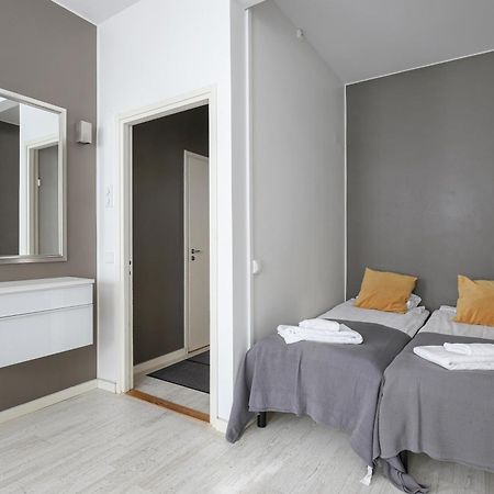 Kotimaailma Apartments Kamppi - Studio For 2 Хельсинки Экстерьер фото
